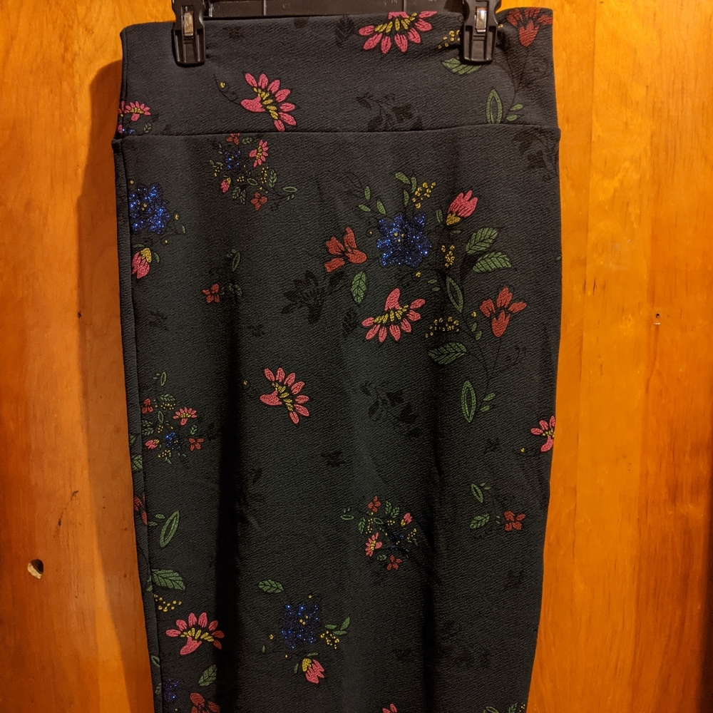Lularoe Elegant Navy skirt.